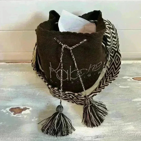 Kabche Design Woven Bag - Picture 2 of 9